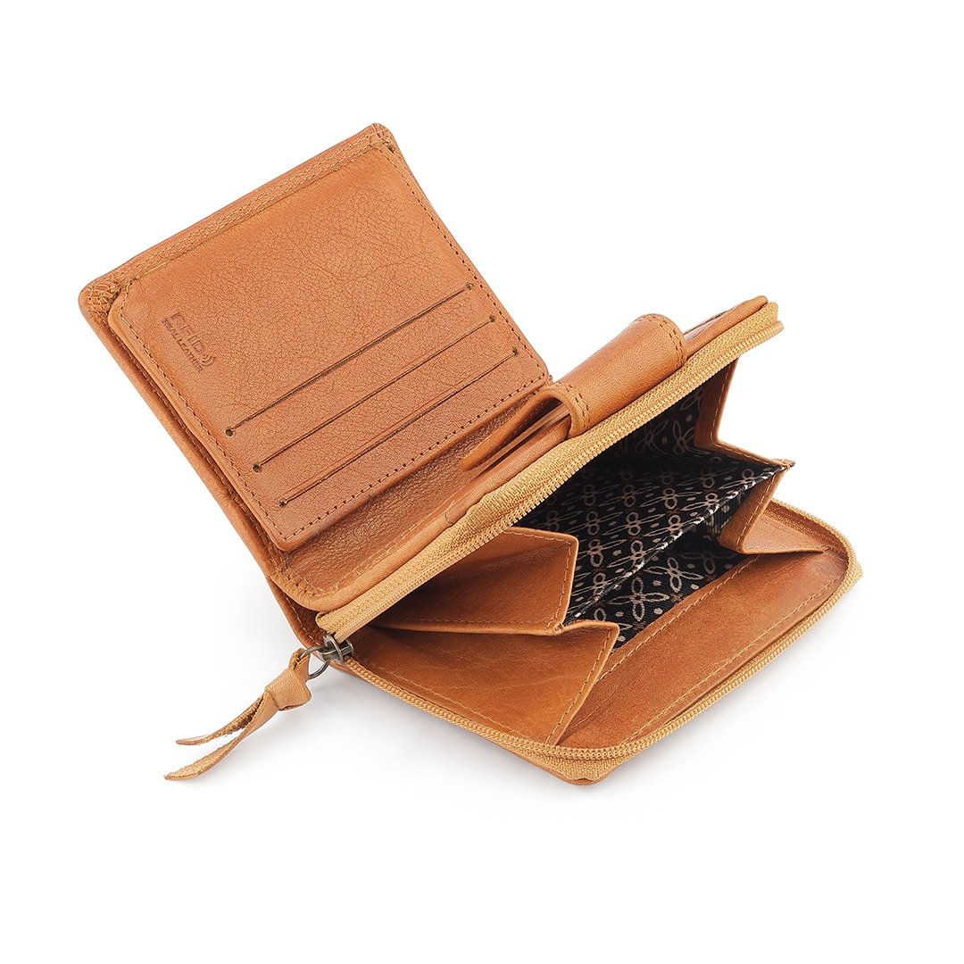 Women's Small Trifold Leather Purse - Selena