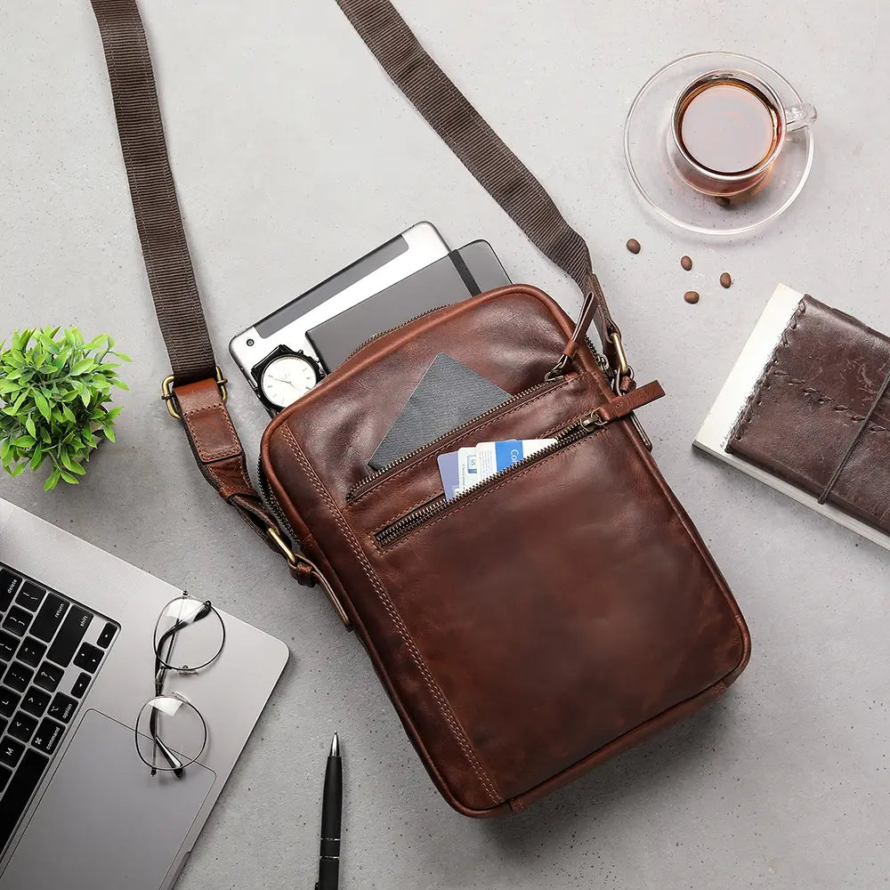 Messenger iPad Tablet Bag 07