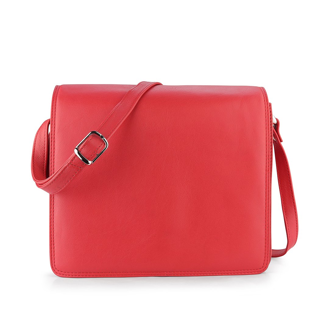 red leather organizer bag with an adjustable strap, designed with a spacious main compartment and sturdy structure for everyday use.