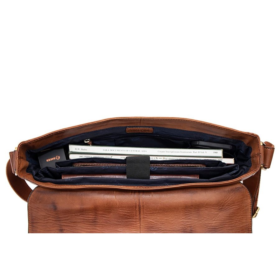 Brown Leather messenger laptop bag with magnetic fastener and front zipped pocket