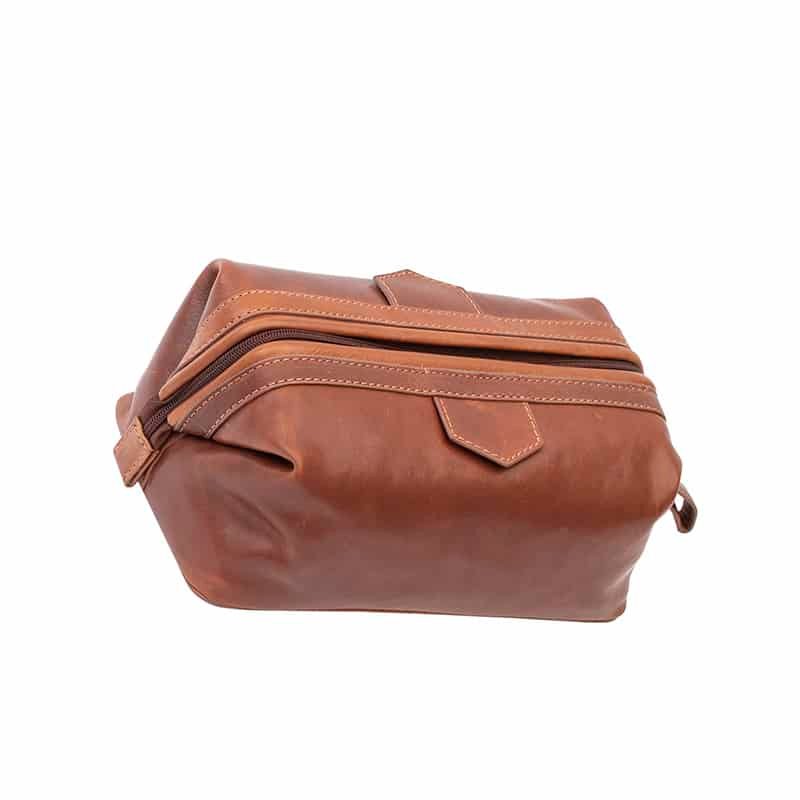 Luxury Leather Washbag - Sandro Tuscan