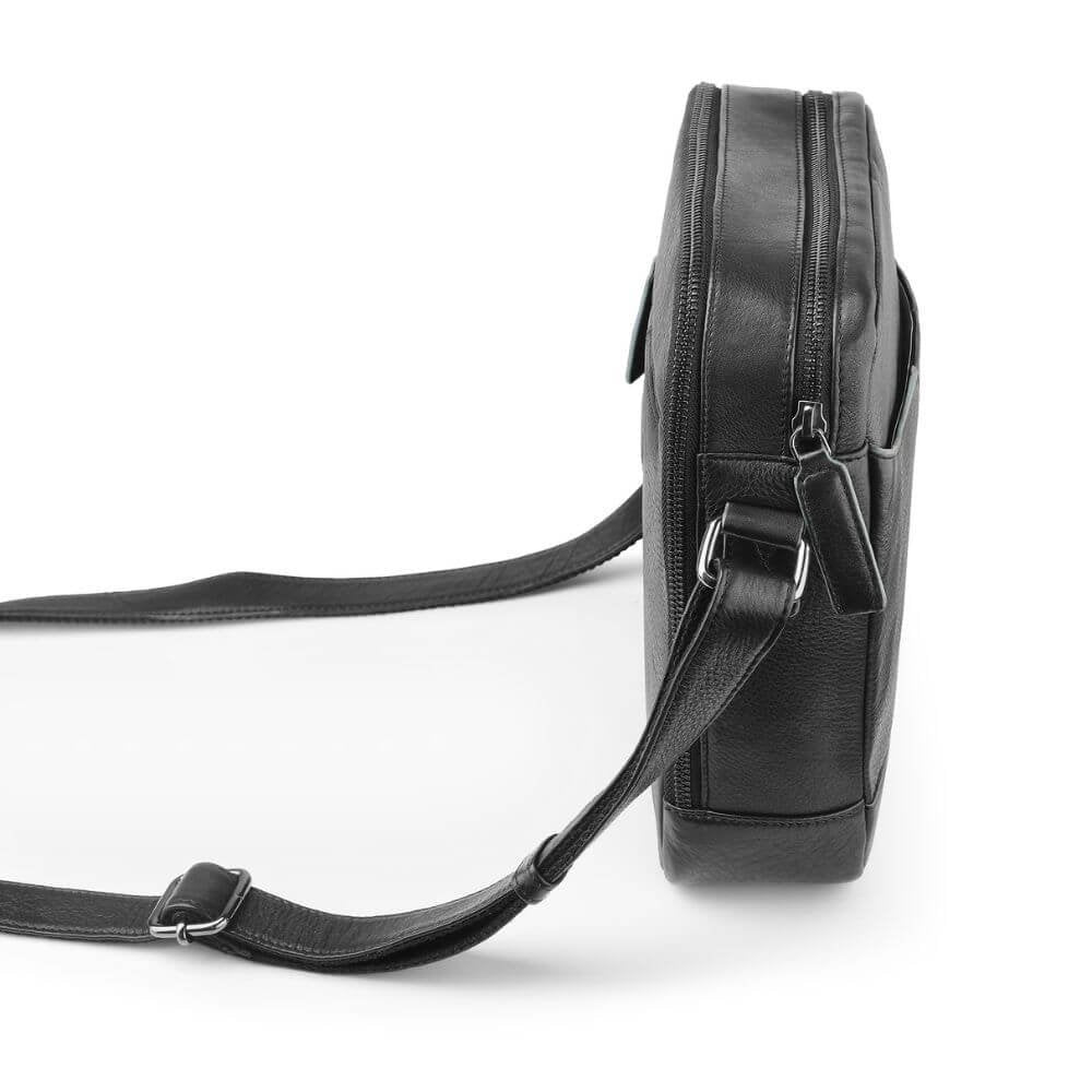 Black-Leather-Messenger-Bag-Zip-Top-Hudson-5520-5.jpg
