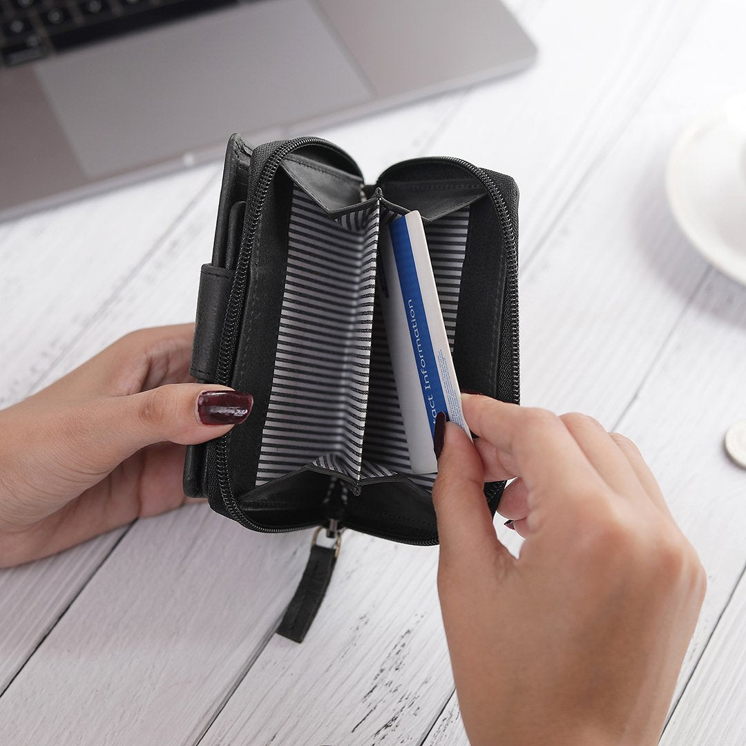 Black Leather Purse With Zip Columbia 1811 -9