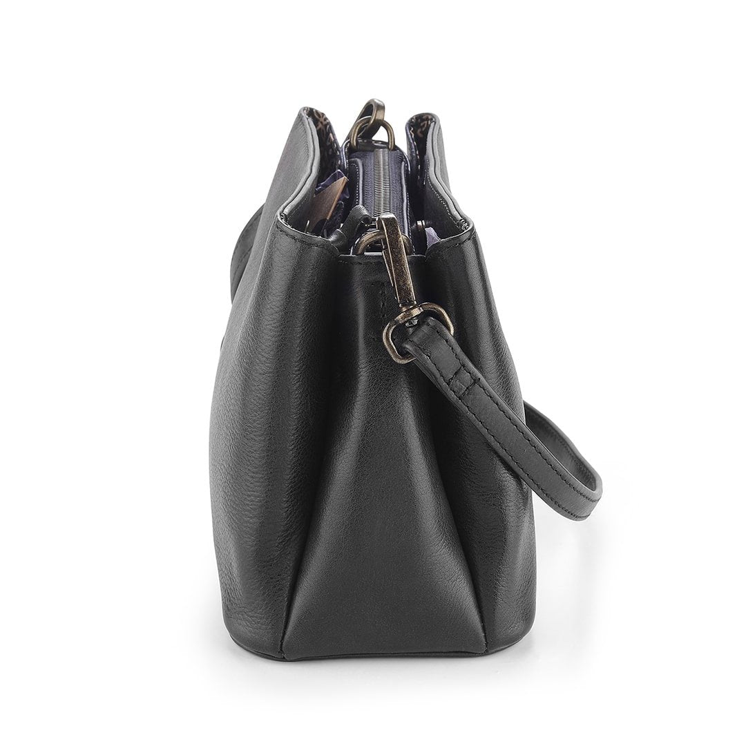 Black-Washed-Cancun-Shoulder-Bag-Maria-–-1204-06.jpg