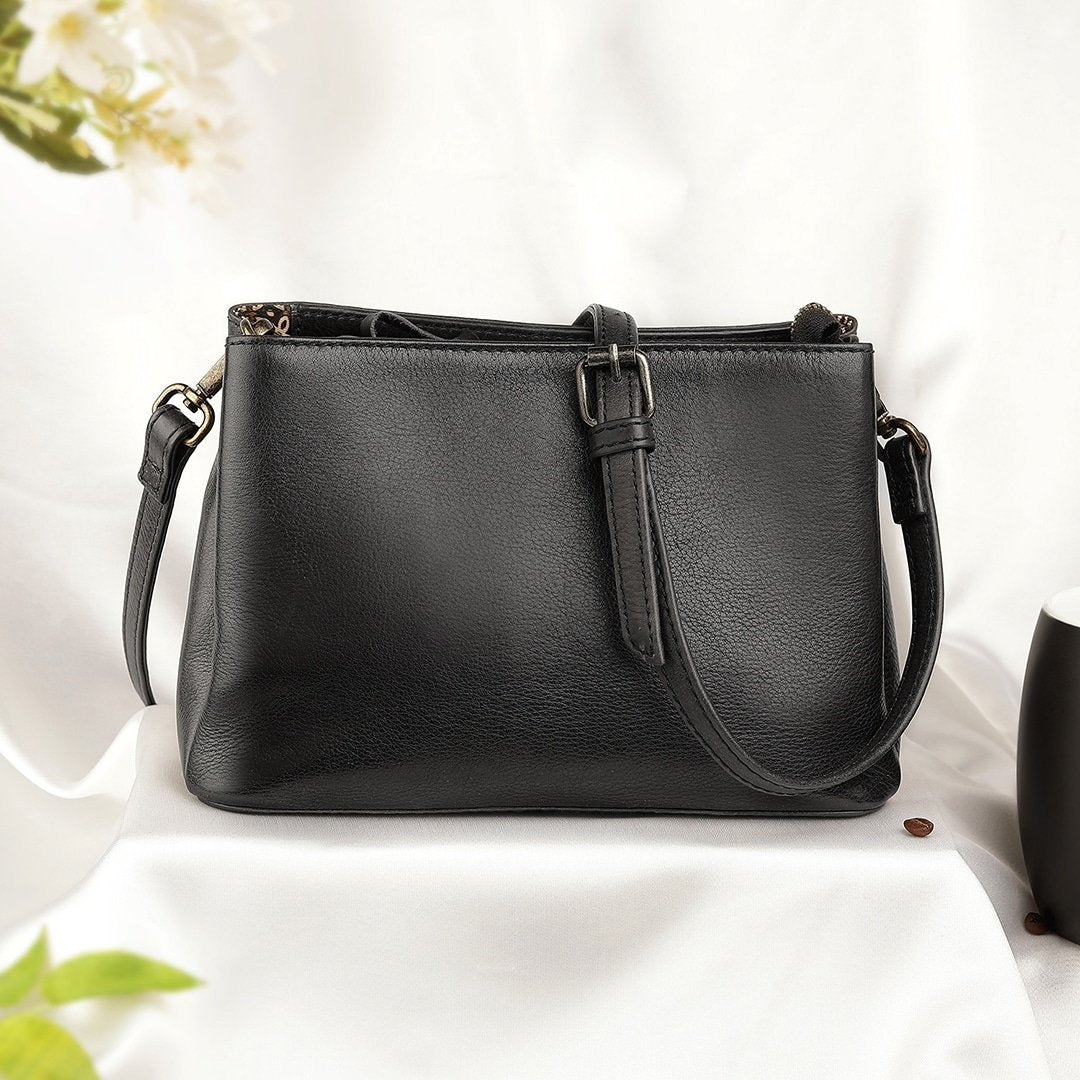 Black-Washed-Cancun-Shoulder-Bag-Maria-–-1204-07.jpg