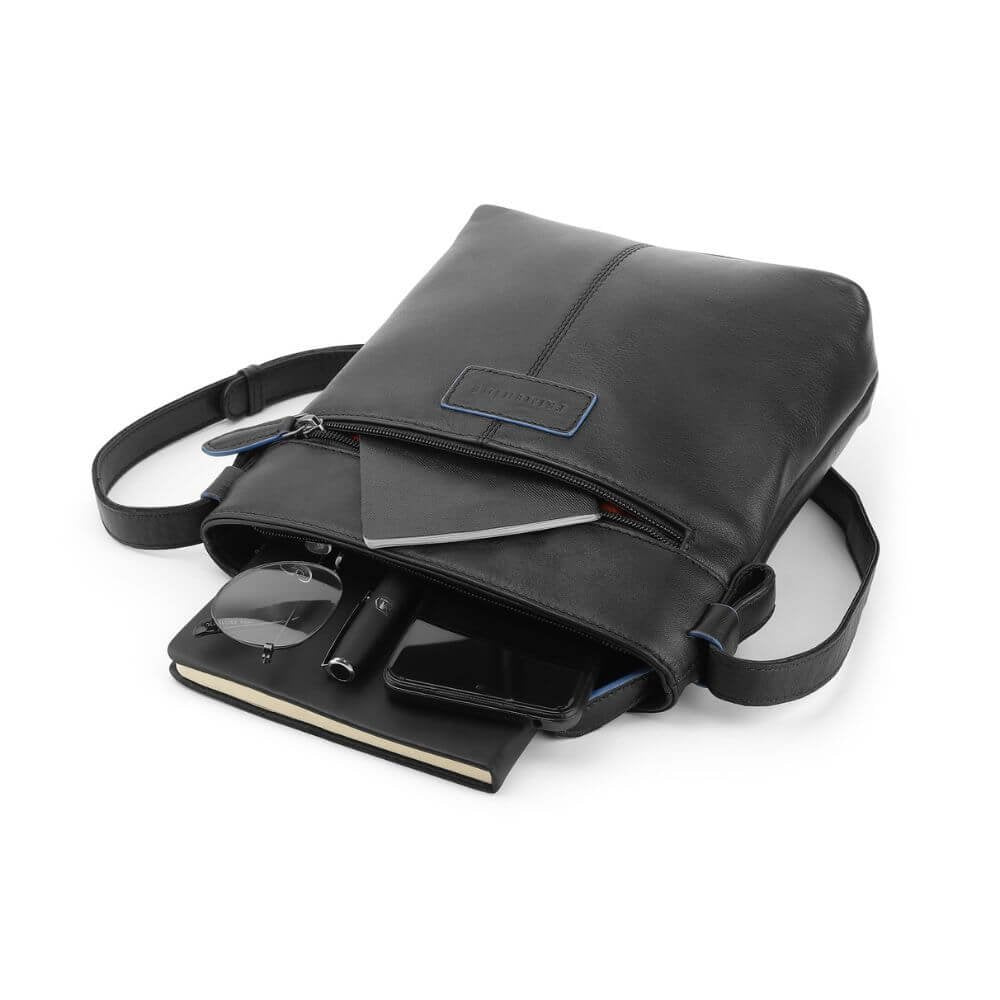 Black-Waxy-Leather-Crossbody-Handbag-Chester-3312-5.jpg