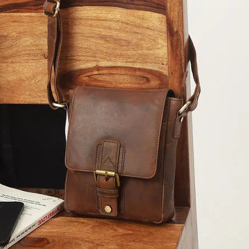 Men’s Leather Crossbody Messenger Bag