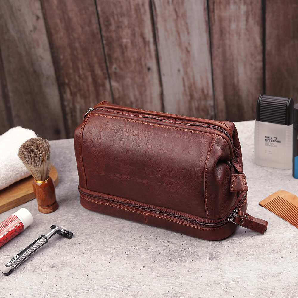 Men’s Leather Wash Bag