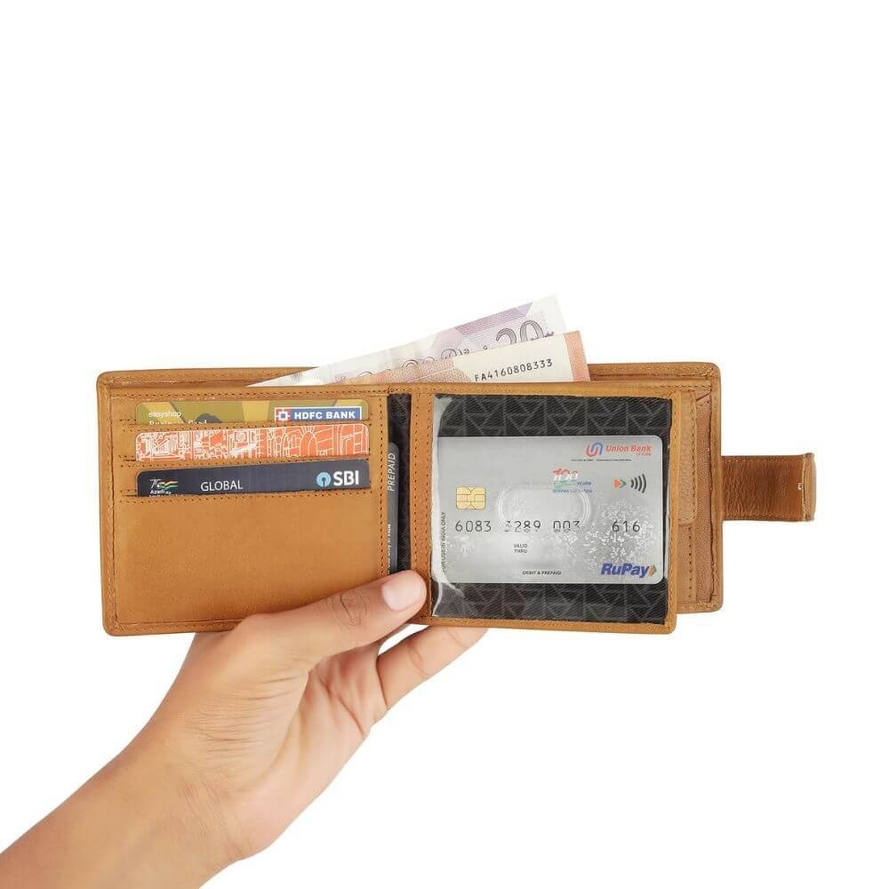 Cognac-Leather-Bifold-Flip-Up-Wallet-Hudson-5400-2.jpg