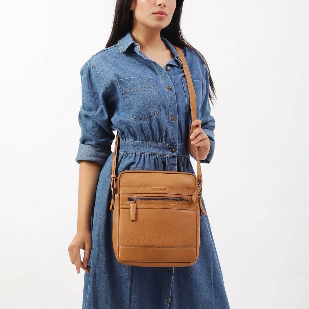 Cognac-Leather-Crossbody-Bag-with-Top-Handle-Hudson-5500-10.jpg