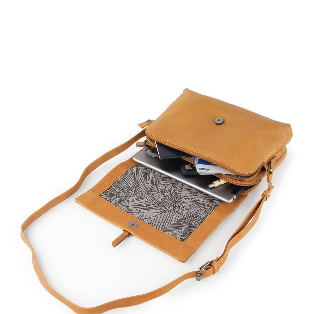 Cognac-Leather-Crossbody-Bag-with-buckle-Hudson-5650-5.jpg