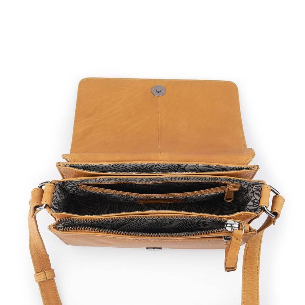 Cognac-Leather-Shoulder-Bag-Hudson-5640-4.jpg
