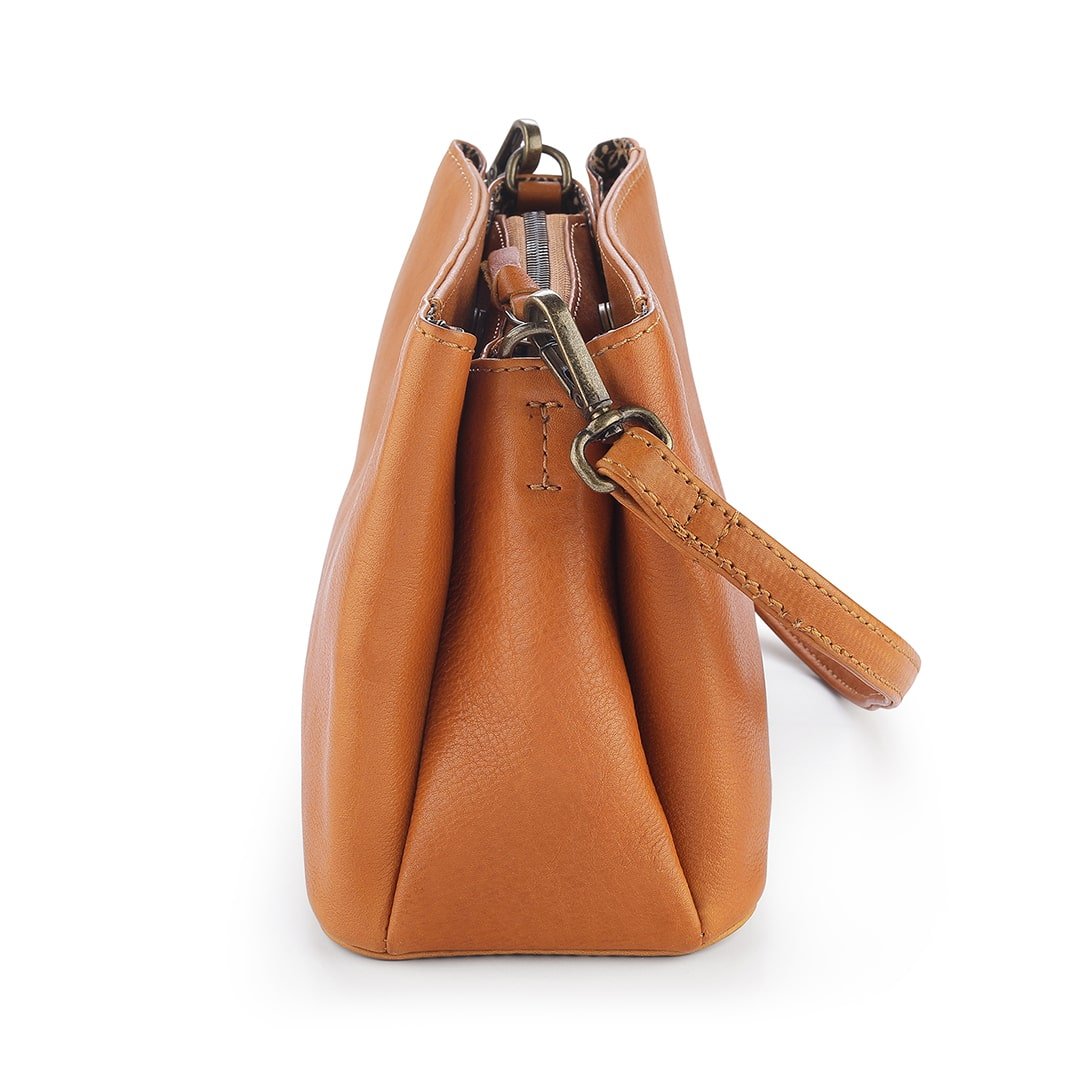 Cognac-Washed-Cancun-Shoulder-Bag-Maria-–-1204-05.jpg