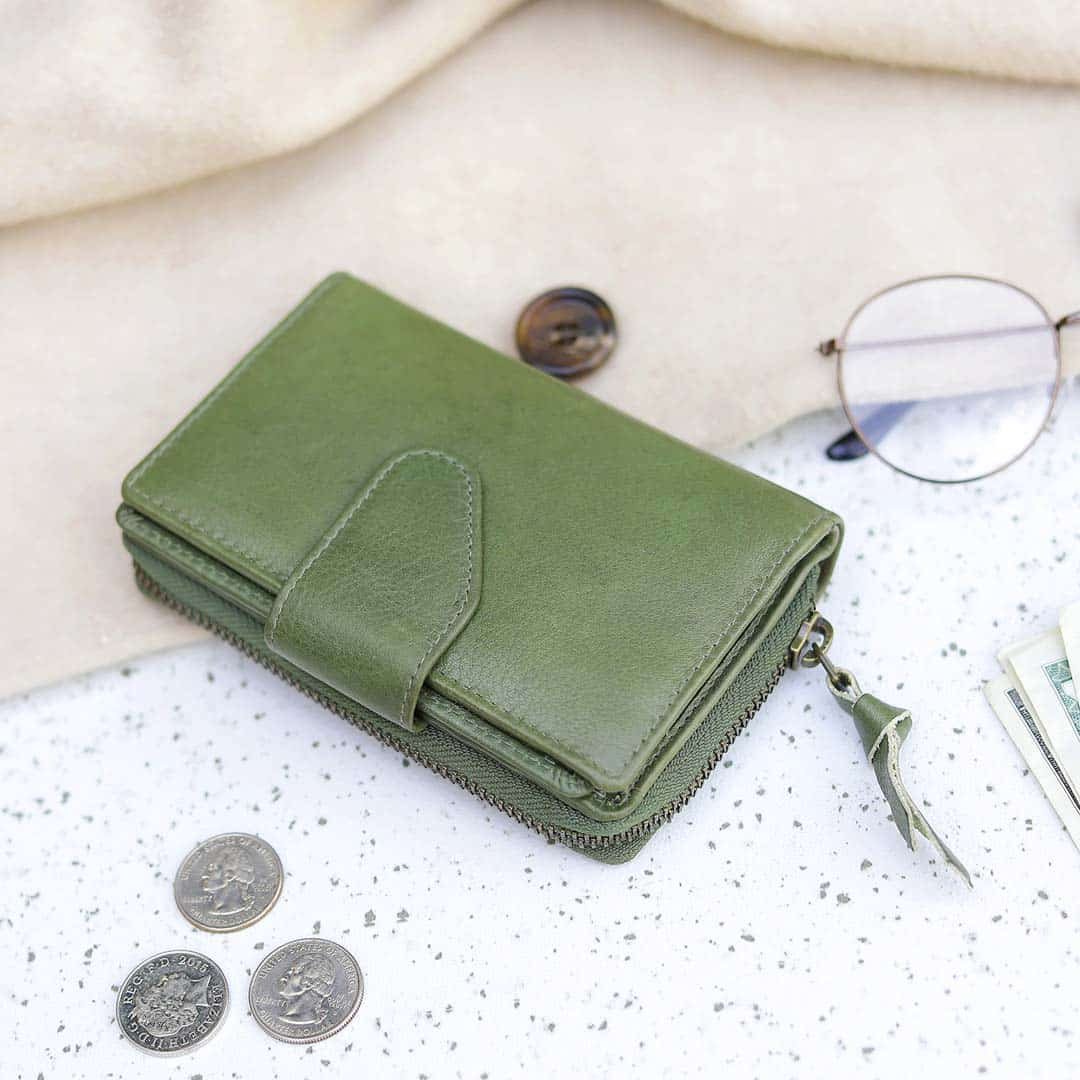 Green-Washed-Cancun-Bifold-Purse-Renata-–-1266-10.jpg