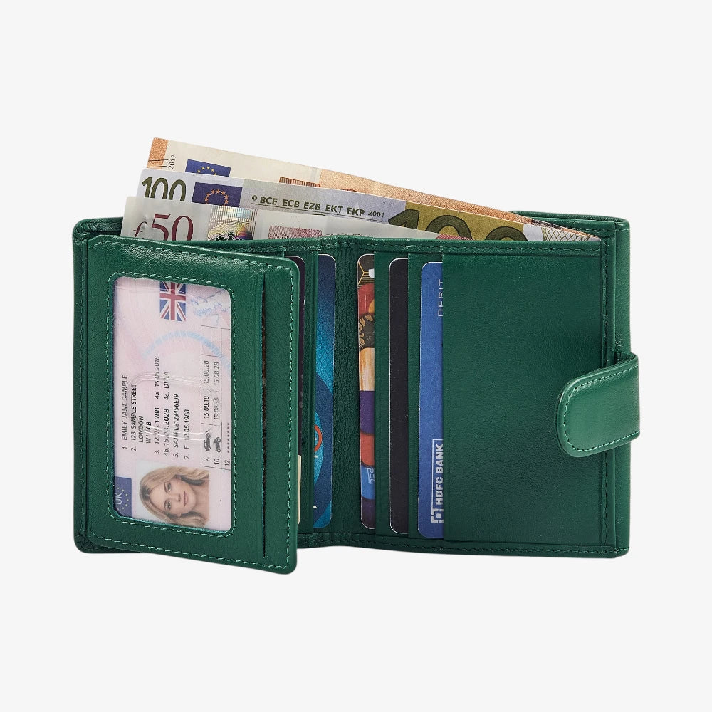 Real leather women's purse in green with six card slots 