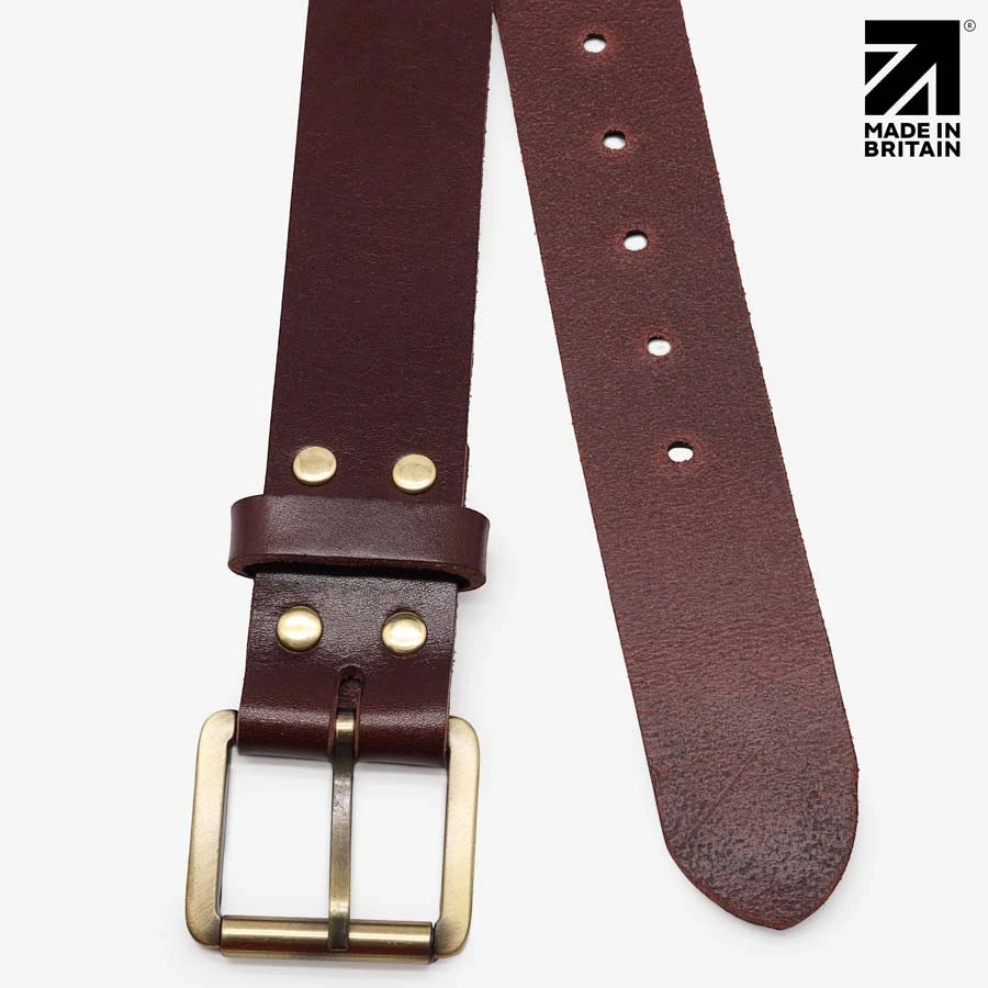 Full-length brown 40mm leather belt showing adjustment holes and pointed tip