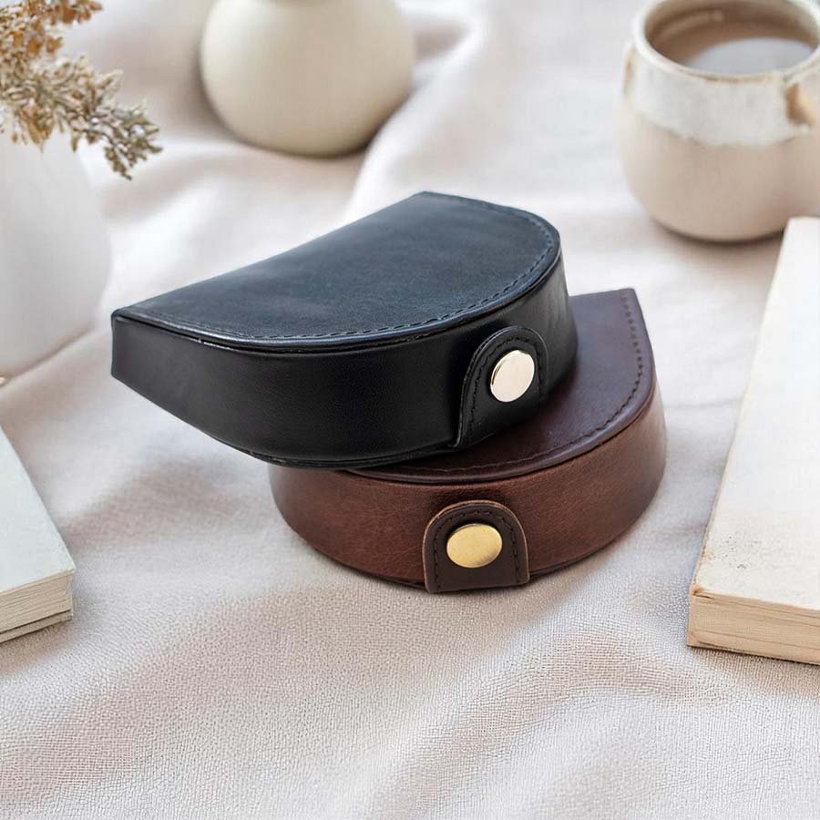 Leather Coin Tray Pouch in black and brown 01
