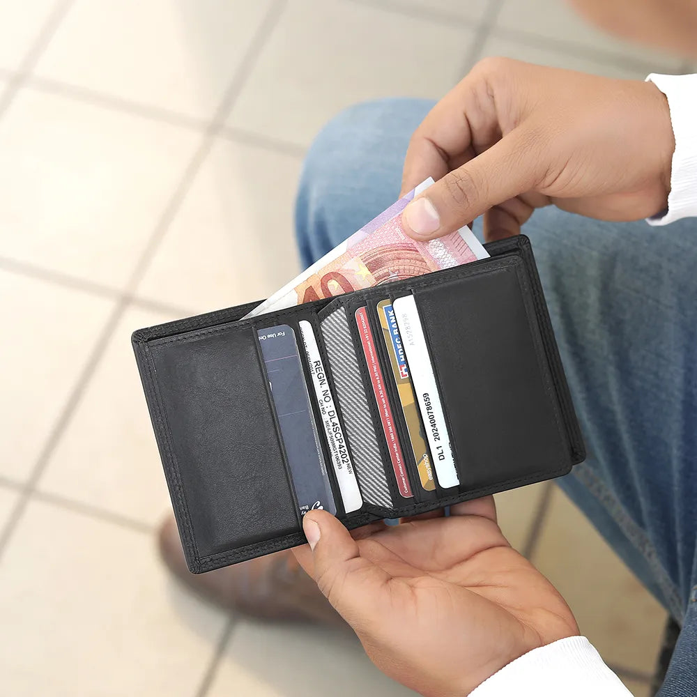 Leather Credit Card Holder &#8211; Dominic Leon Black 06