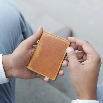 Leather Credit Cardholder &#8211; Diego Alperto Tan 03