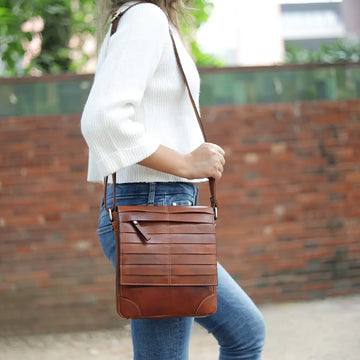 Leather Crossbody Handbag Ridgeback-3