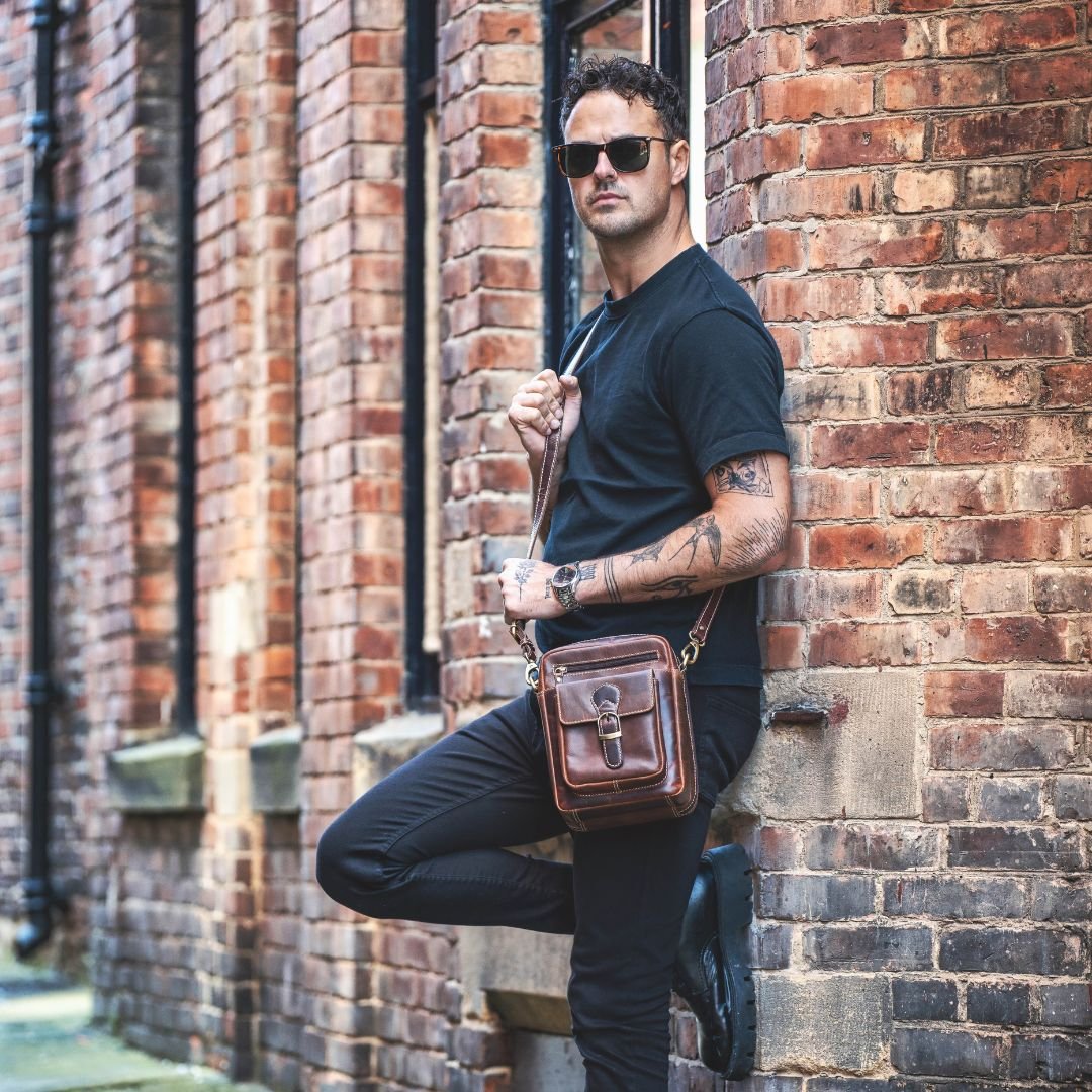 Leather Crossbody Messenger Bag Brown (2)