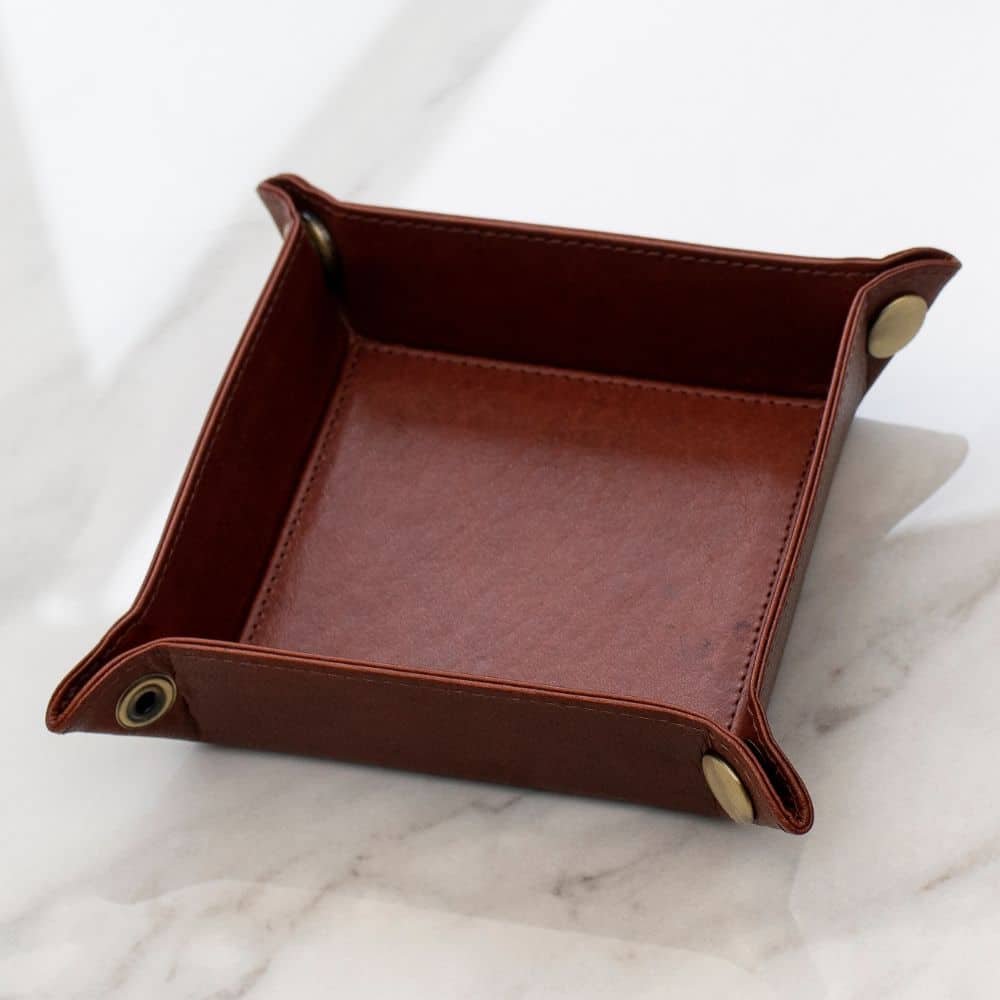 Leather-Tidy-Tray-brown-image-02.jpg