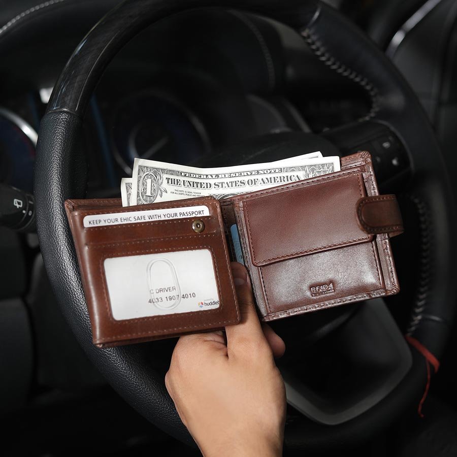 Maximus RFID Bifold Leather Wallet brown 01