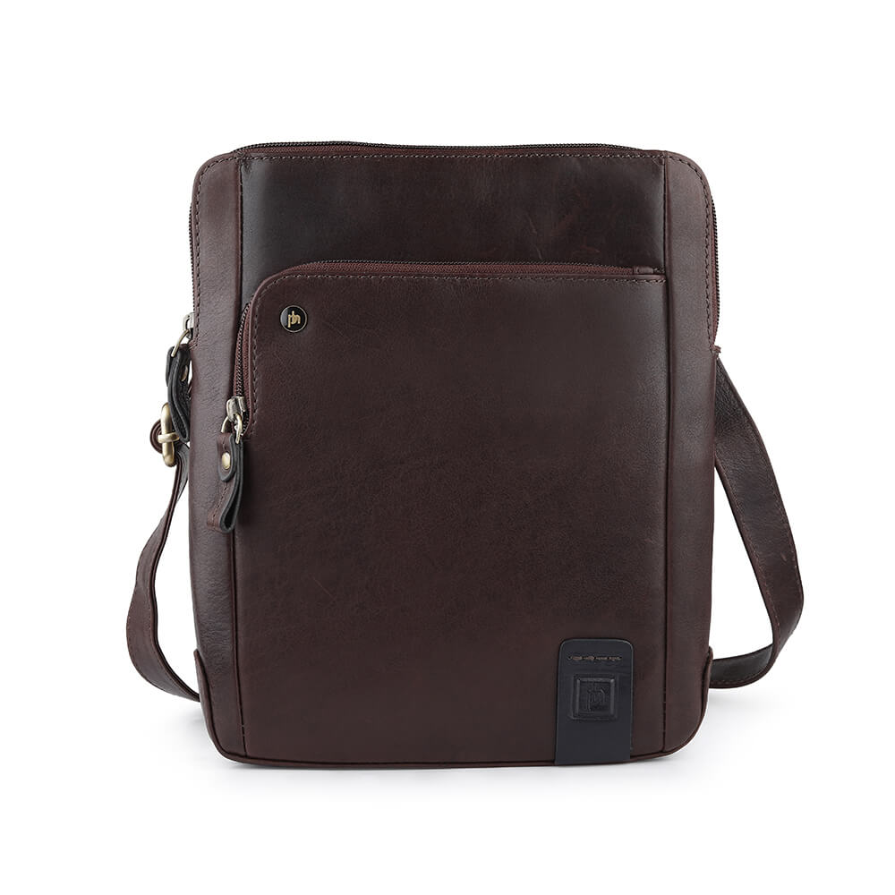 Medium Leather Messenger Bag - Matteo Tuscan