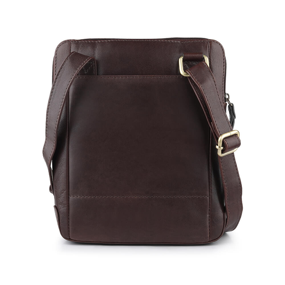 Medium Leather Messenger Bag - Matteo Tuscan