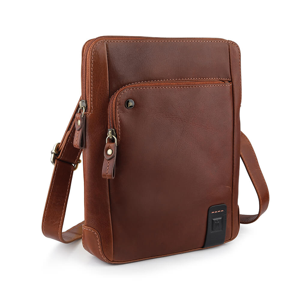 Medium Leather Messenger Bag - Matteo Tuscan