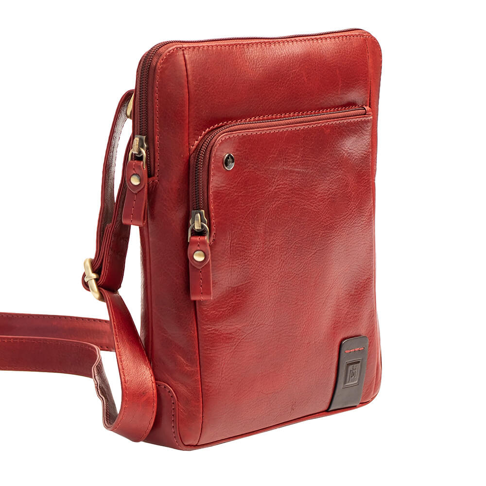 Medium Leather Messenger Bag - Matteo Tuscan
