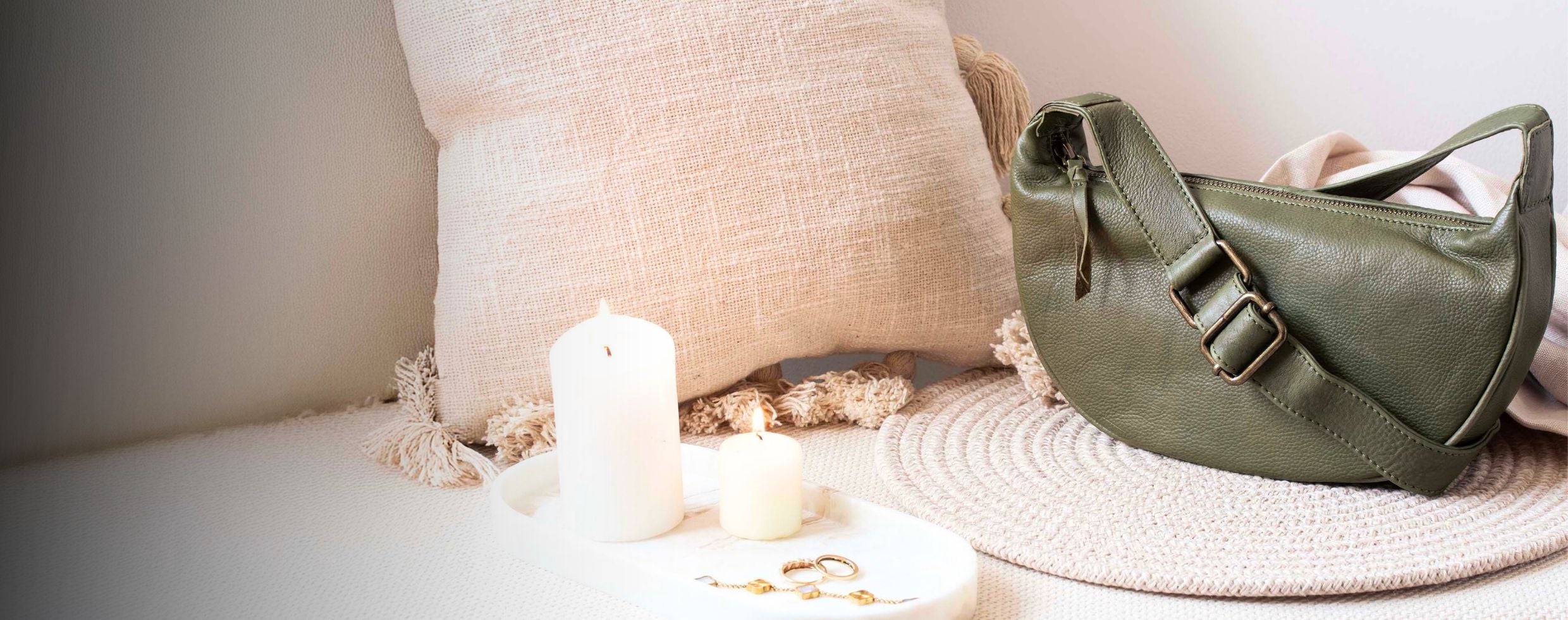 slider image slider_item_3BrCFF