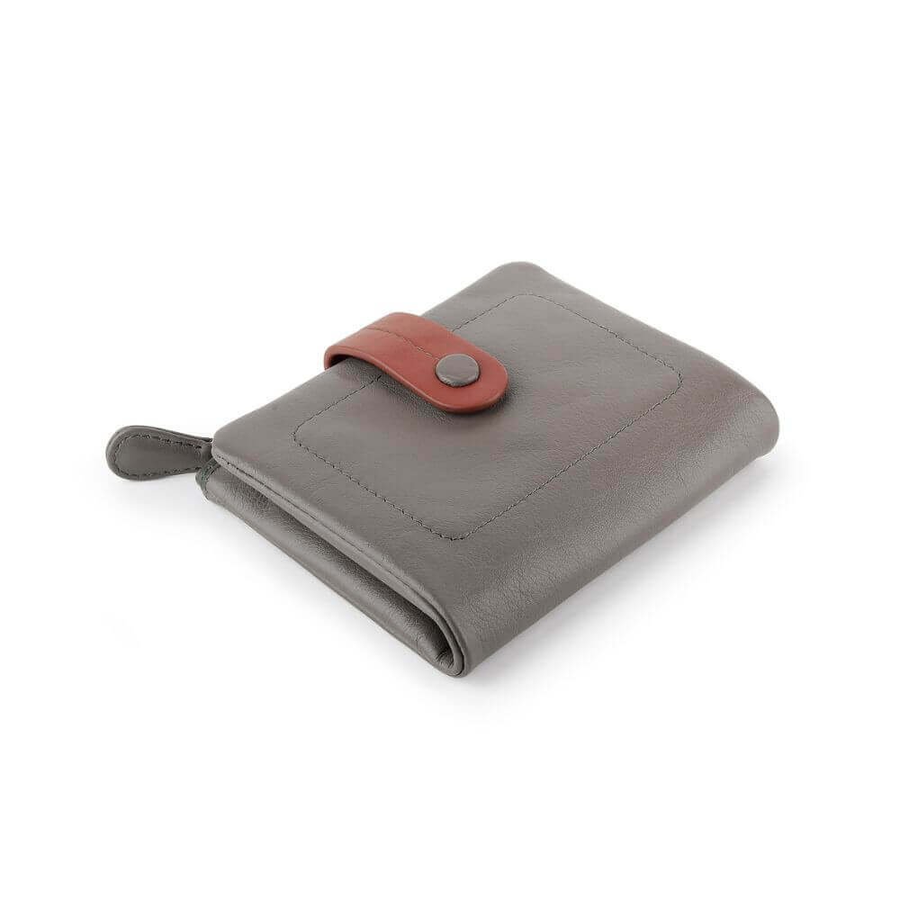 Multicolour Small Soft Purse Camerelle Capri Taupe flatlay