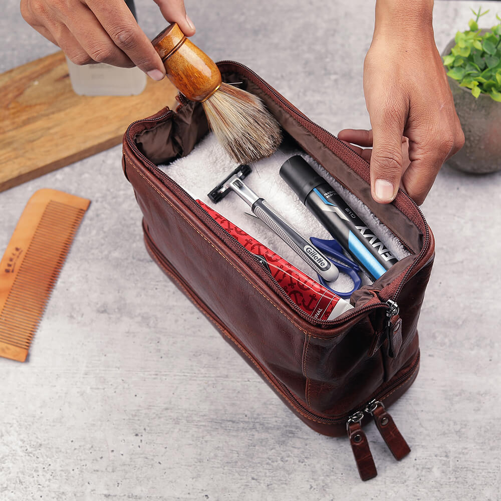 Men’s Leather Wash Bag