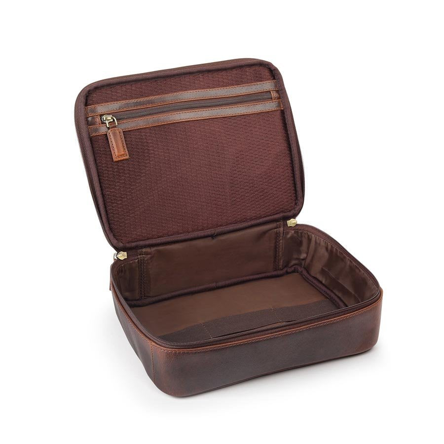 Savanah Leather Wash Bag open