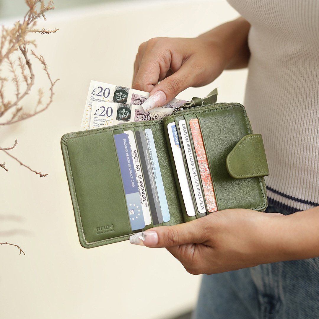 Washed Cancun Small Bifold Purse Gabriela – 1252 green