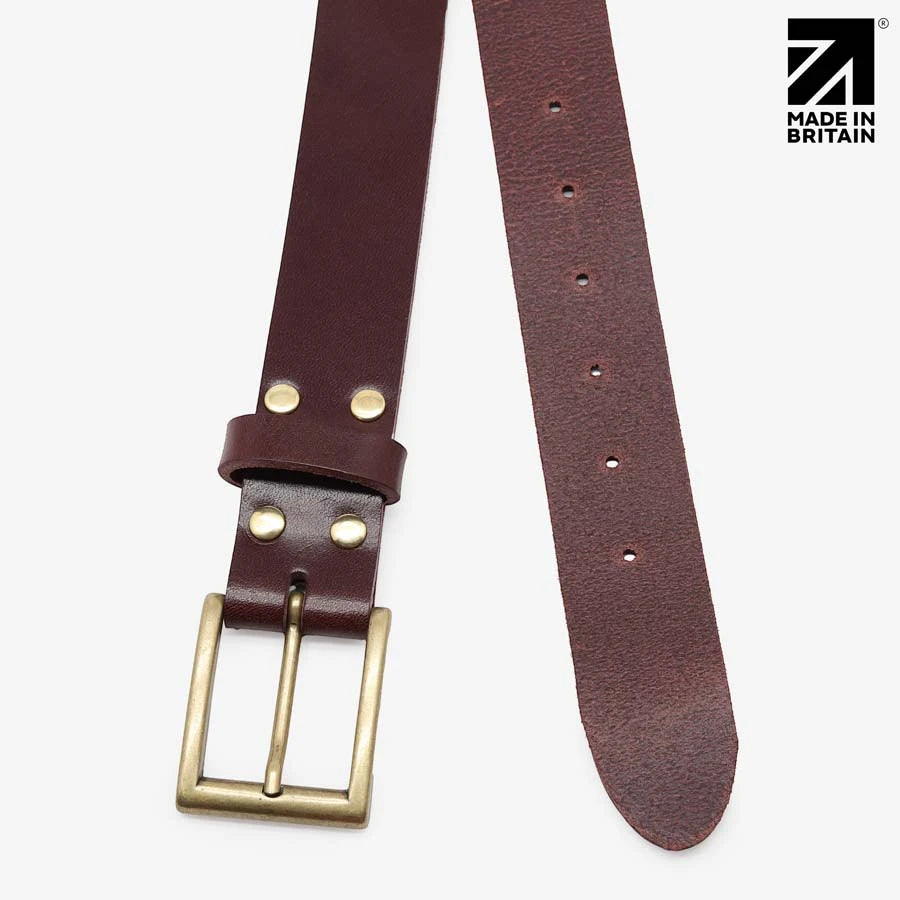 Full-length brown 35mm full-grain Italian leather belt with antiqued brass buckle