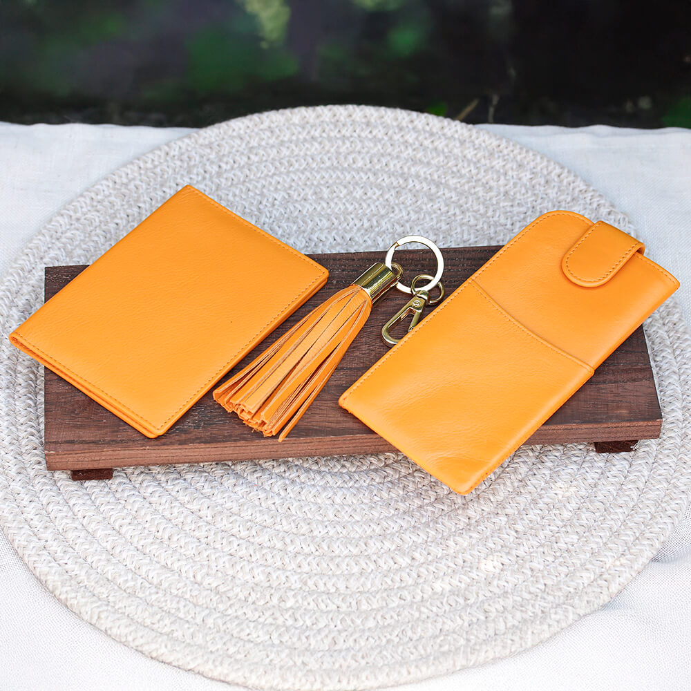 Leather Tassel Keychain - Eden
