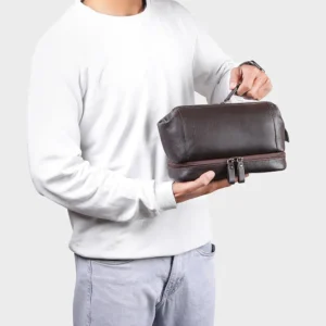 Brown leather Luxury wash bag