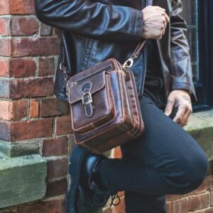 Gent's Bags Brown Leather Crossbody