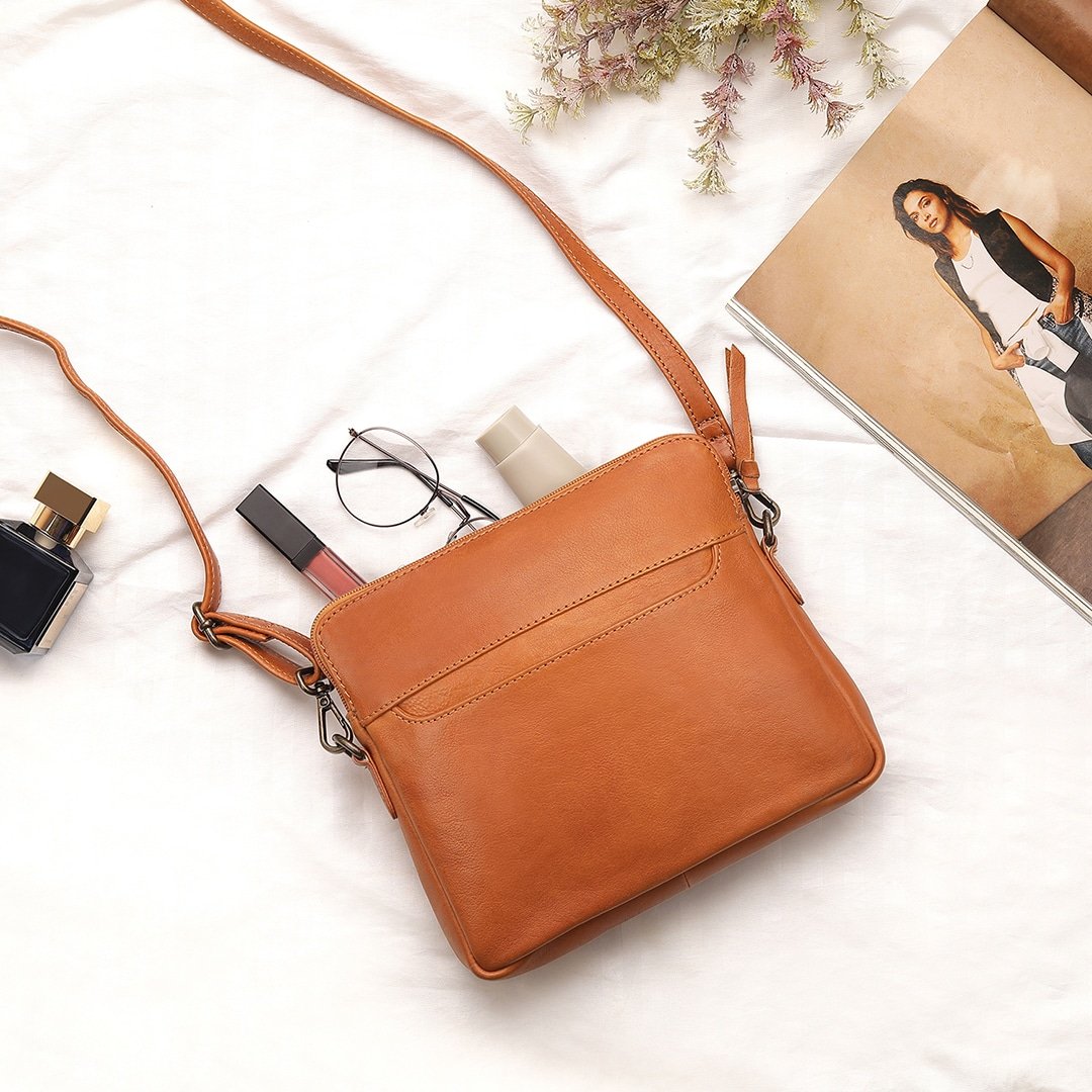 Leather handbag for women