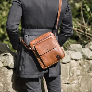 Medium Leather Man Bag